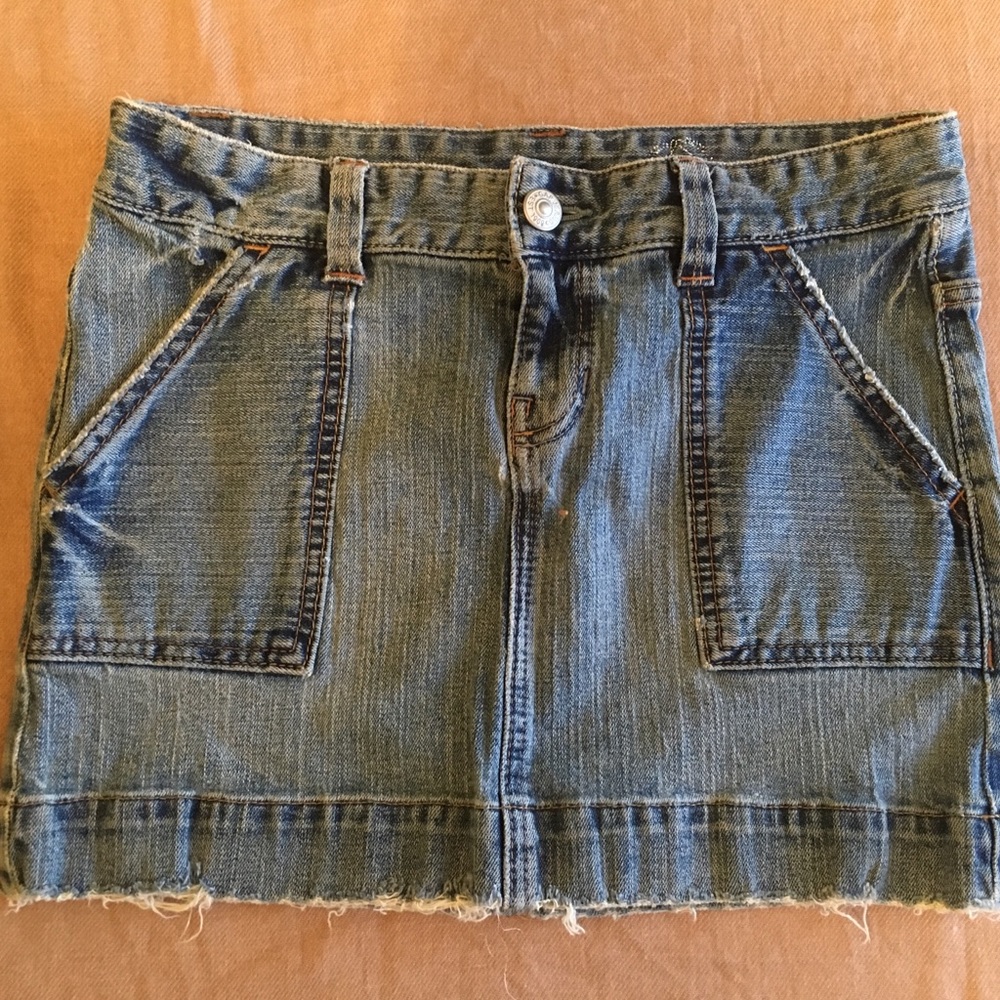 GAP DENIM SKIRT